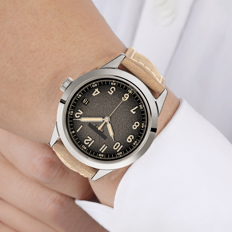 Cinturino esteso in vera pelle - Patek Philippe Watch Calatrava recensione e prezzo