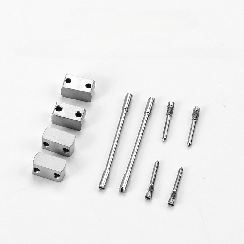 4 viti 2 collegamenti per cint - Audemars Piguet Watch Royal Oak recensione e prezzo