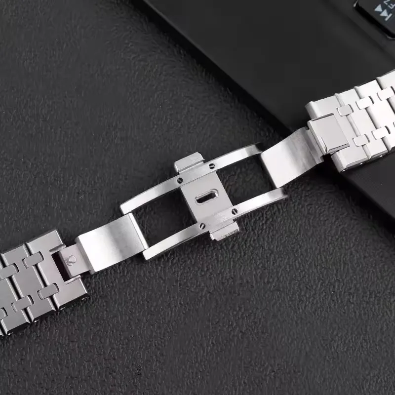 Bracciale in argento in acciai - Audemars Piguet Watch Royal Oak recensione e prezzo