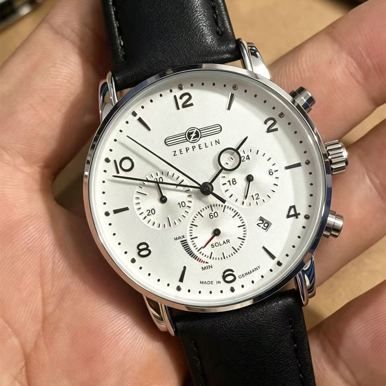Orologio da Uomo Zeppelin Airs - Leather Watch Band Men recensione e prezzo